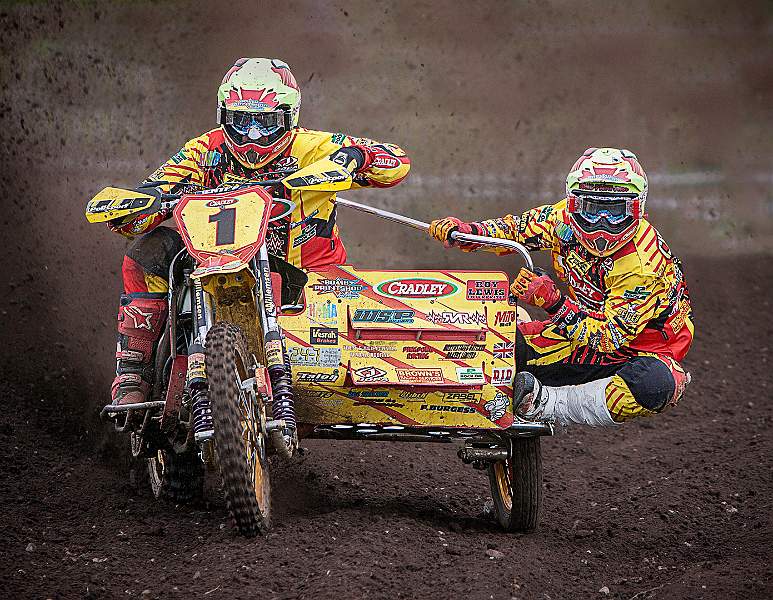 Sidecar Pair Head On - Roger Hance.jpg